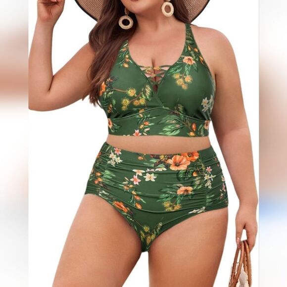 NWT Hanna Nikole Two Piece Swimsuit.  Beachy Coastal  Cruuse - Picture 1 of 12
